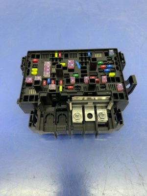 2022 Jeep Wagoneer Power Distribution Center Fuse Box (Used OEM)