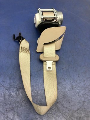 2020-2024 Lincoln Aviator Second Row Seat Belt Assembly - Rear (Used OEM)