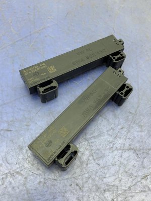 2022-2024 Audi A3 Keyless Entry Amplifier Antenna (Used OEM)