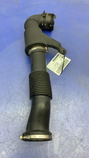 2017-2020 Jaguar F-Pace Engine Air Intake Resonator Duct Hose (Used OEM)