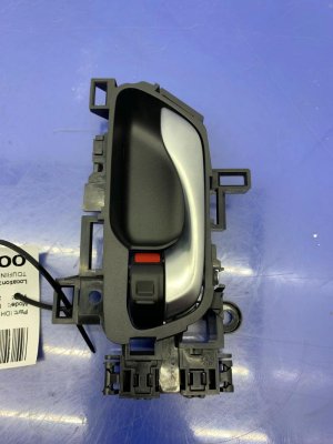 2023-2025 Honda Pilot Black Interior Door Release Handle Assembly - Front (Used OEM)