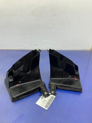 2016-2019 BMW 750i Engine Radiator Air Duct Set - Front (Used OEM)