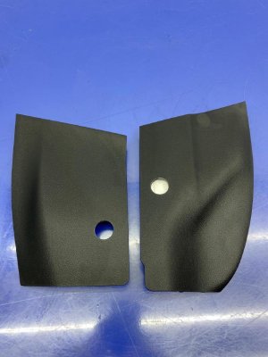 2021-2023 Kia Seltos Black Center Console Trim Panel Set (Used OEM)