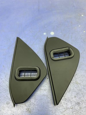 2014-2020 Maserati Ghibli Black Dash Trim Panel Cover Set - Front (Used OEM)