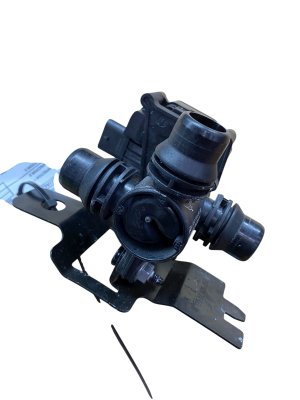 2022-2023 Mercedes-Benz S500 Heater Control Valve Assembly with Bracket (Used OEM)