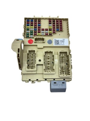 2024-2025 Hyundai Santa Fe Fuse Relay Junction Box (Used OEM)
