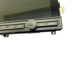 2019-2021 Porsche Macan Center Dash Media Display Screen (Used OEM)