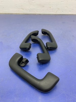 2022-2025 Hyundai Santa Cruz Black Front and Rear Interior Grab Handle Set (Used OEM)