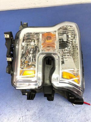 2015-2017 Ford F-150 Chrome Halogen Bright Chrome Headlight Assembly - Right (Passenger) (Used OEM)