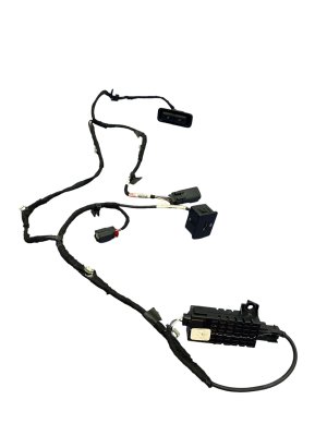 2018-2021 Lincoln Navigator Quarter Panel Accessory Wiring Harness with USB and Seat Switch - Rear (Used OEM)