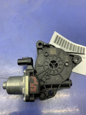 2022-2025 Kia Carnival Power Window Motor and Regulator - Front, Right (Passenger) (Used OEM)