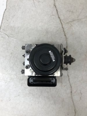 2015-2016 Porsche Macan ABS Pump and Control Module with Distance Control (Used OEM)