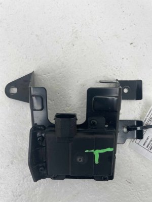 2025-2026 Hyundai Santa Cruz Windshield Mounted Forward Facing Camera (Used OEM)