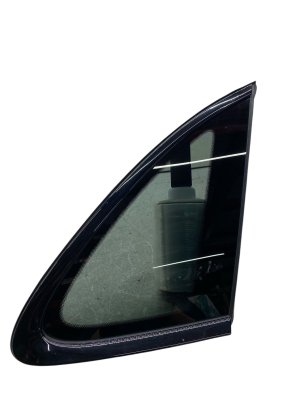 2015-2024 Porsche Macan Black Quarter Glass with Black Molding - Rear, Right (Passenger) (Used OEM)