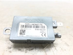 2018-2021 Lincoln Navigator Radio Antenna Amplifier Booster (Used OEM)