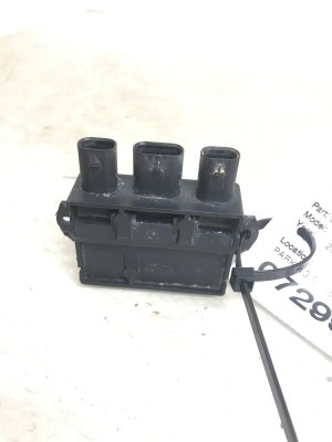 2016-2024 Volvo XC90 Power Liftgate Control Module - Rear (Used OEM)