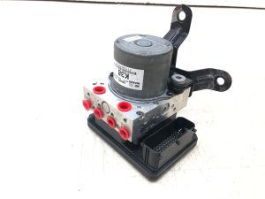 2016-2017 Kia K900 ABS Control Module with Adaptive Cruise Control (Used OEM)