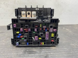 2022-2023 Jeep Wagoneer Power Distribution Center Junction Block - Rear (Used OEM)