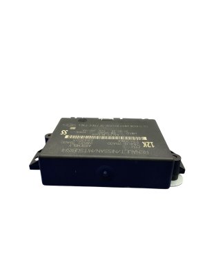 2025 Nissan Kicks Adaptive Cruise Control Radar Sensor Module - Front (Used OEM)