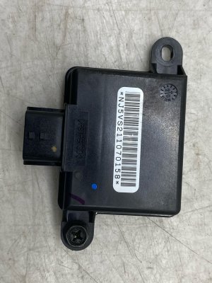 2019-2021 INFINITI QX50 Seat Occupant Sensor Control Module - Front (Used OEM)
