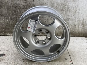 2024-2025 Ford F-150 18x7.5 6-Spoke Chrome PVD Alloy Wheel (Used OEM)