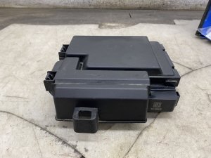 2024-2025 Ford F-150 Engine Fuse Junction Relay Box (Used OEM)