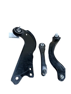 2024-2025 Lincoln Nautilus Lower Suspension Control Arm - Rear, Right (Passenger) (Used OEM)