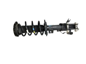 2024-2025 Lincoln Nautilus Suspension Strut and Shock Absorber Assembly - Front, Right (Passenger) (Used OEM)
