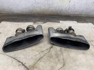 2016-2020 Bentley Bentayga Muffler Exhaust Tail Pipe Tip Set - Rear (Used OEM)