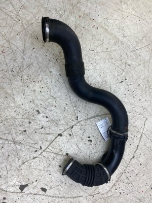 2016-2020 Bentley Bentayga Engine Air Intake Duct Hose (Used OEM)
