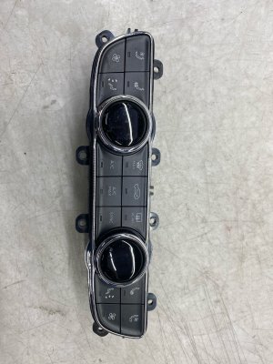2016-2020 Bentley Bentayga Temperature Control Module with Heated and Cooled Seats - Front (Used OEM)