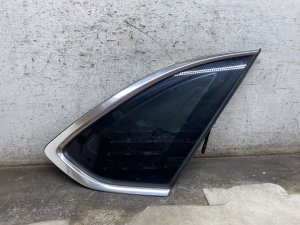2016-2020 Bentley Bentayga Quarter Panel Glass Window - Rear, Right (Passenger) (Used OEM)
