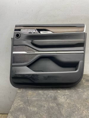 2022-2025 Jeep Wagoneer Black Door Interior Trim Panel with Walnut Accent - Front, Right (Passenger) (Used OEM)