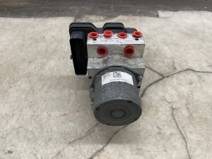 2016-2020 Bentley Bentayga ABS Anti-Lock Brake Pump Module (Used OEM)