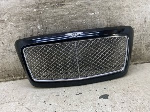 2017-2020 Bentley Bentayga Beluga (Black) Center Upper Grille - Front (Used OEM)