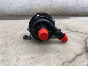 2022-2025 Ford F-150 Lightning Electric Auxiliary Engine Water Pump (Used OEM)