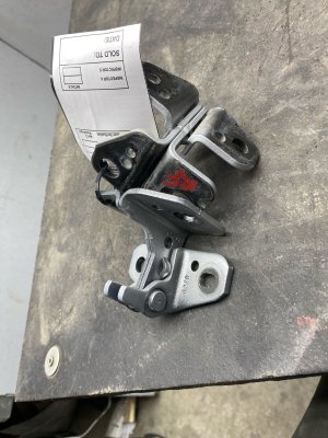 2022-2025 Jeep Wagoneer Silver Door Hinge Set - Front, Right (Passenger) (Used OEM)