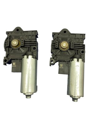 2018-2024 BMW X3 Panoramic Sunroof Motor Set - Front (Used OEM)