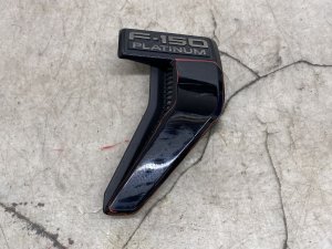 2022-2025 Ford F-150 Platinum Fender Emblem (Used OEM)