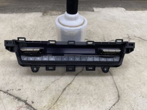 2025 Mazda CX-70 HVAC Temperature and Climate Control Switch Panel - Front (Used OEM)