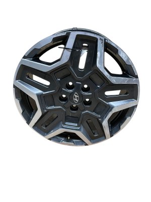 2021-2023 Hyundai Santa Fe Black 19x7.5 5-Slotted Spoke Machined Gray Alloy Wheel (Used OEM)
