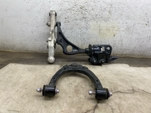 2025-2026 Mazda CX-70 Upper and Lower Suspension Control Arm Set - Front, Right (Passenger) (Used OEM)
