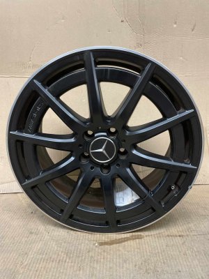 2021-2025 Mercedes-Benz GLA250 Black 19x8 10-Spoke Alloy Wheel (Used OEM)