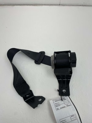 2025 Kia K4 Center Seat Belt Assembly - Rear, Right (Passenger) (Used OEM)