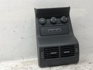 2017-2020 Jaguar F-Pace Center Console HVAC Vent Assembly with Heated Seat Switch and Dual USB Ports - Rear (Used OEM)
