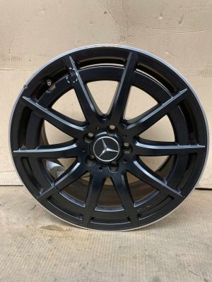 2021-2025 Mercedes-Benz GLA250 Black 19x8 10-Spoke Alloy Wheel (Used OEM)