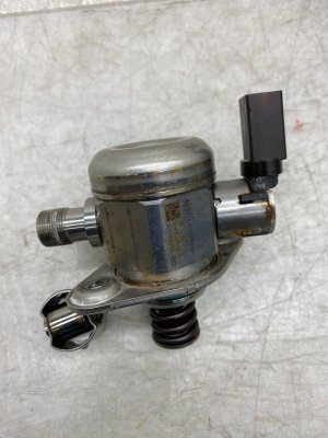2018-2021 Mercedes-Benz E350 Black High Pressure Fuel Pump (Used OEM)