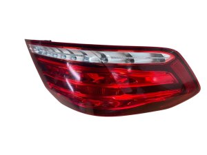 2014-2016 Mercedes-Benz E500 Quarter Panel Mounted Taillight Assembly - Rear, Left (Driver) (Used OEM)