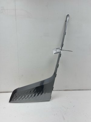 2022-2025 Kia Carnival Silver Exterior C-Pillar Garnish Molding - Rear (Used OEM)