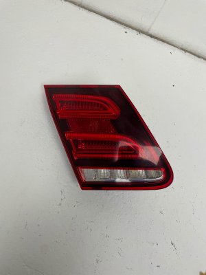 2014-2016 Mercedes-Benz E500 Decklid Mounted Taillight Assembly - Rear, Left (Driver) (Used OEM)